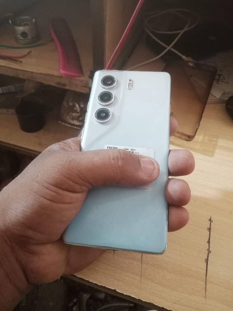 Tecno Camon 40 Pro 3