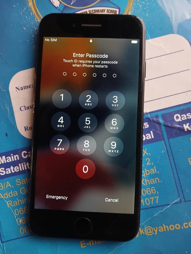 Apple iPhone 7 1