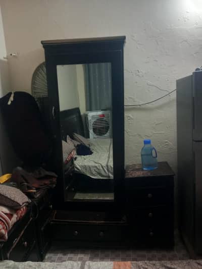 dressing table