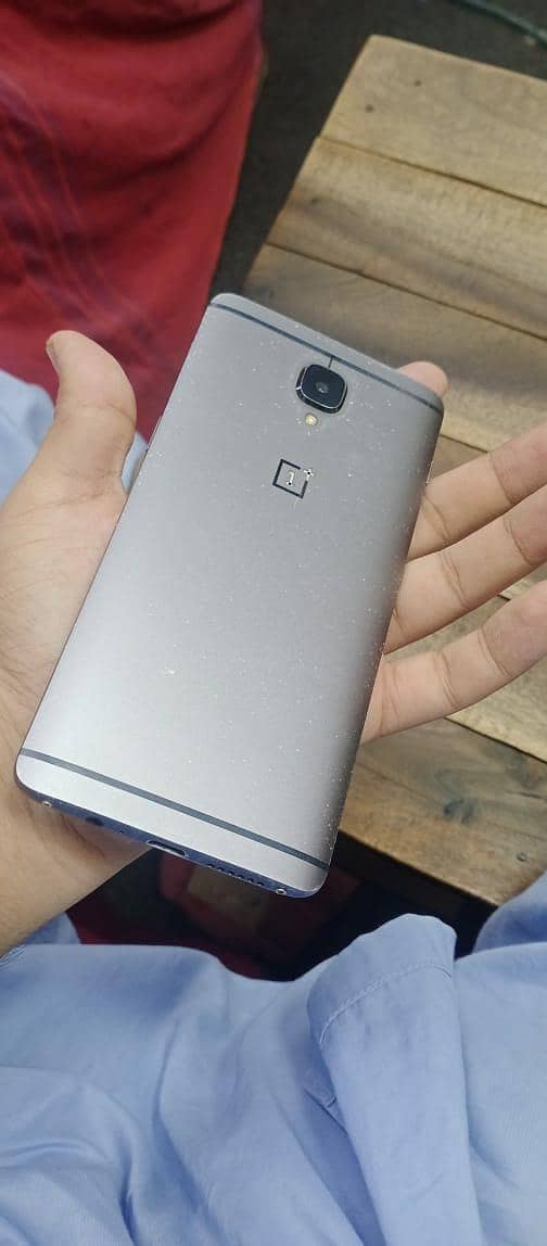One Plus 3T 1