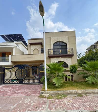 10 Marla Desighner House Available For Rent In Sector B With 5 Marla Lawn