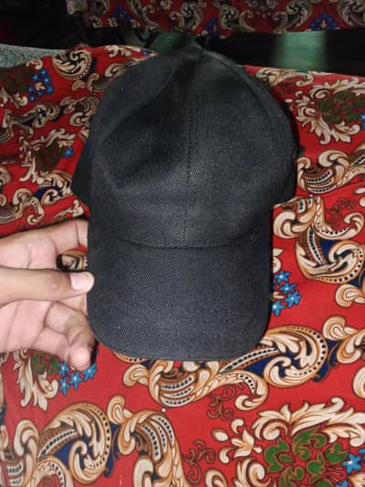 caps branded