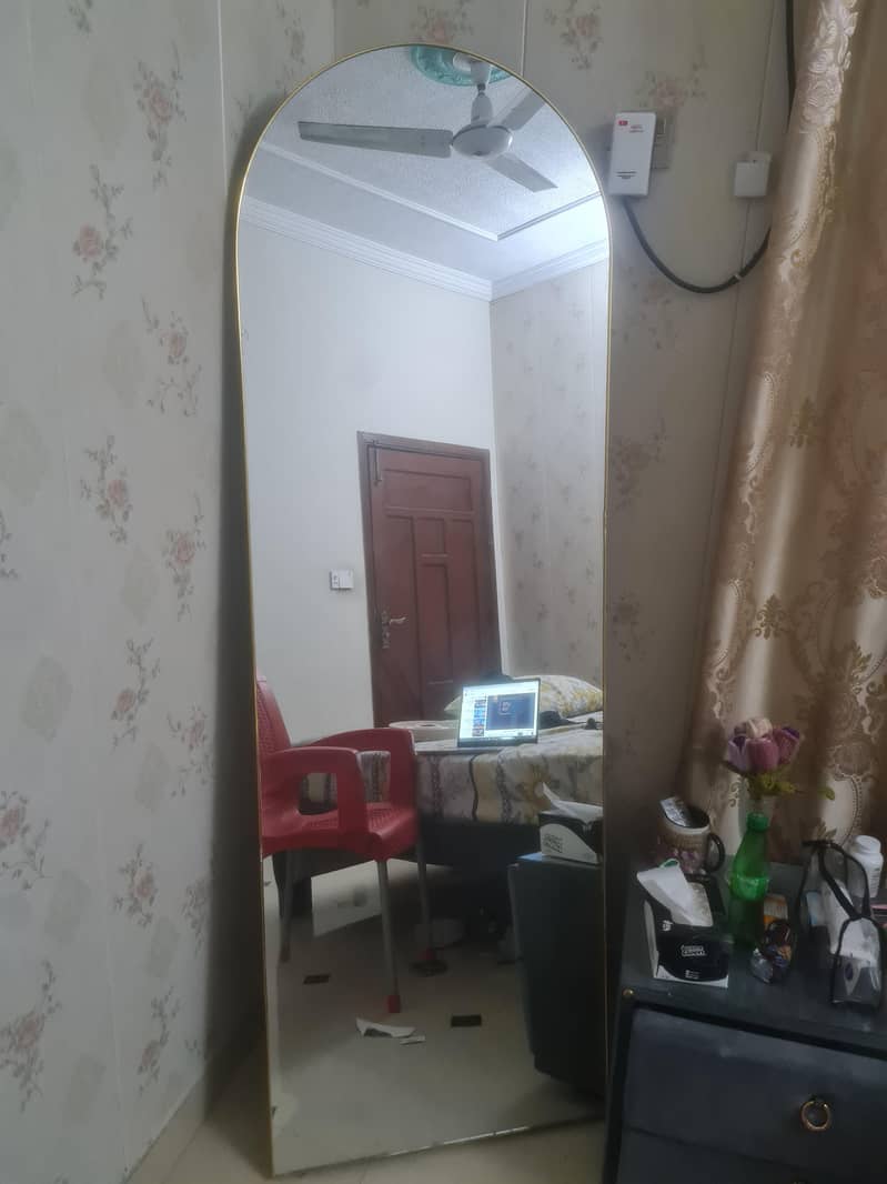 standing mirror 1