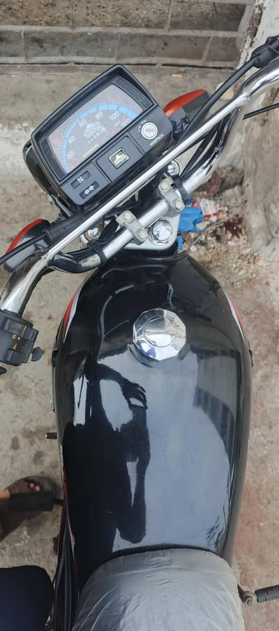 Unique UD 70 2026 look like new only two months use