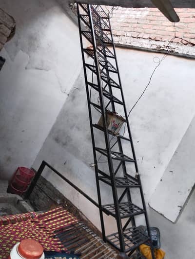 iron steel staircase 14 steeps peshawar