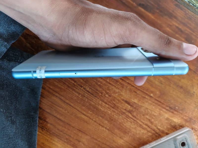 Google Pixel 7a 3