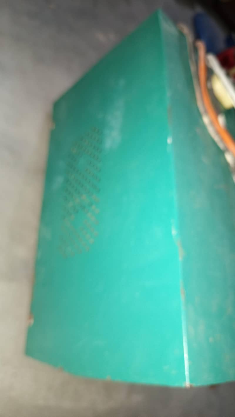Desi UPS 4