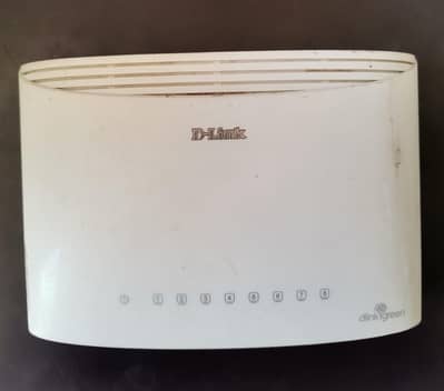 Dlink 8 ports switches for sale. it is in working condition.