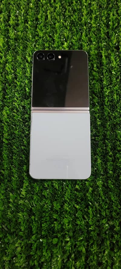 Samsung Mobile Z Flip 5