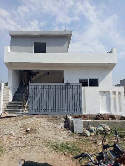 size 5 Marla ( 25*50 in Block Hamza) Single Storey House Available.
