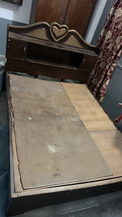 Bed 5 Feet