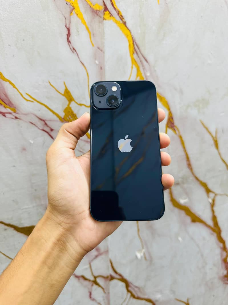 IPhone 13* 0