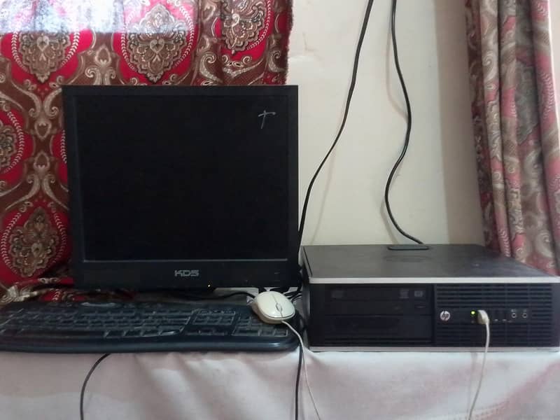 کپیوٹر برائے پروخت بہترین کنڈیشن 4