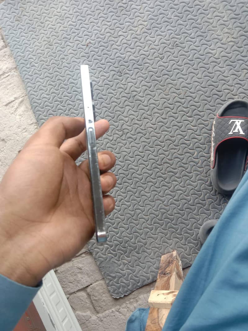 Tecno CAMON 20 3