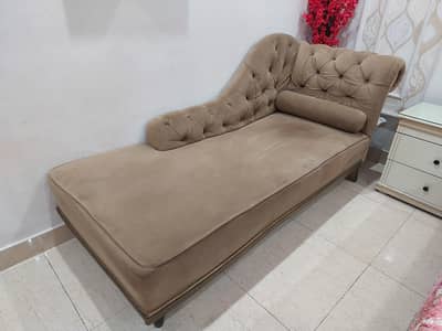 Couch for sale in very good condition and price