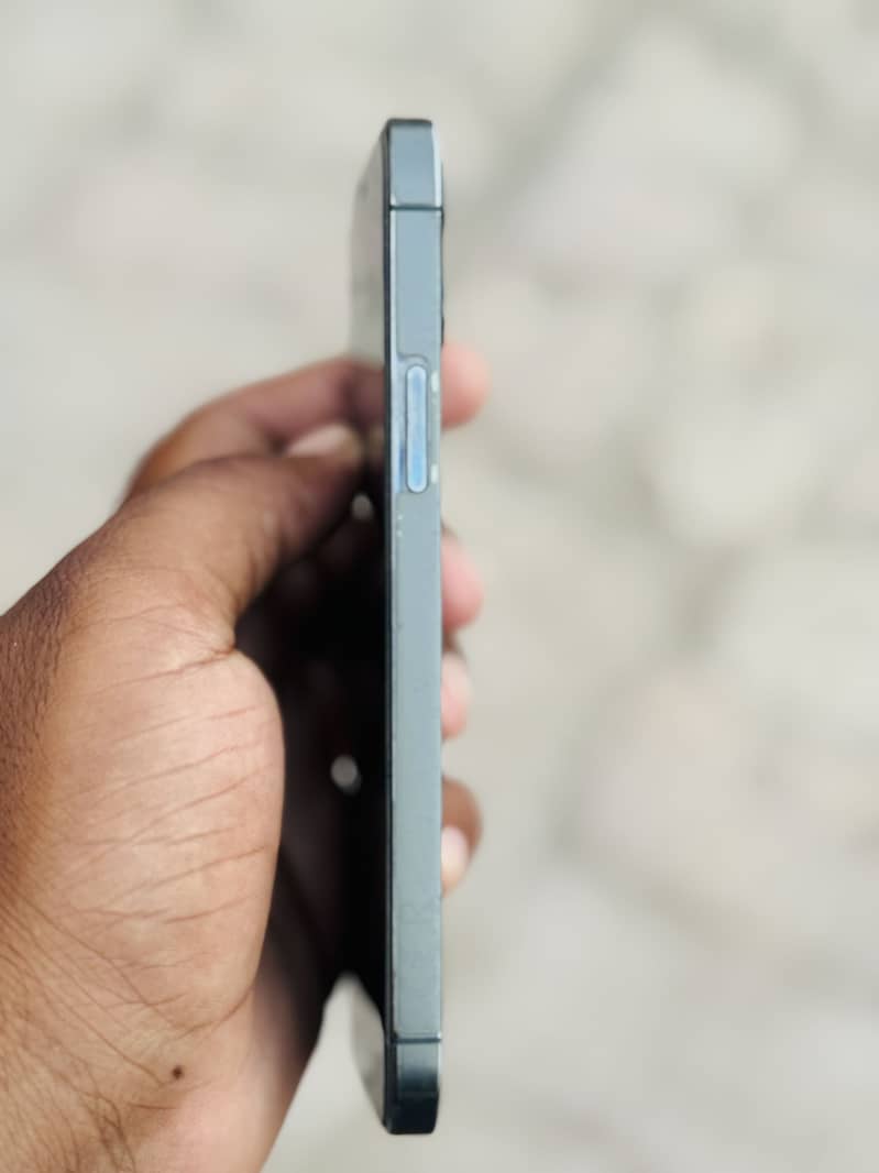Apple iPhone 12 Pro 1
