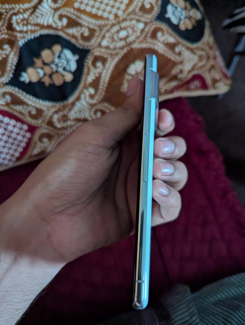 Google Pixel 7 Pro 2