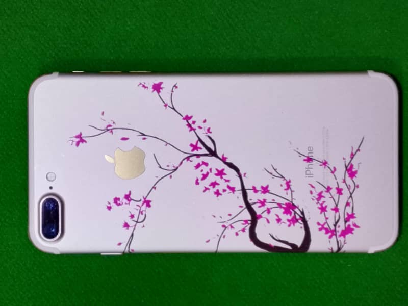 Apple iPhone 7 Plus 3