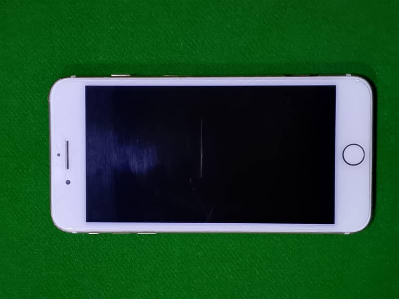 Apple iPhone 7 Plus 5