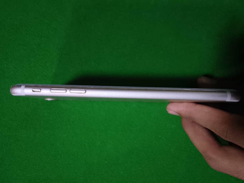 Apple iPhone 7 Plus 7