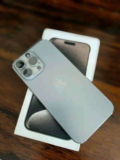 Apple iPhone 15 Pro Max