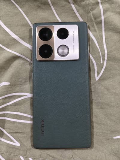 Infinix Note 40 Pro