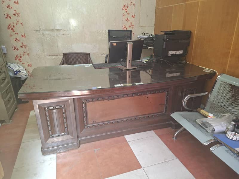 Office Executive Table 2