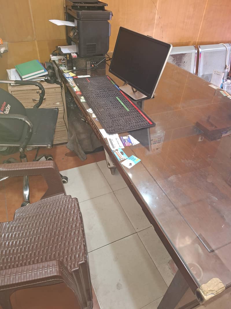 Office Executive Table 4