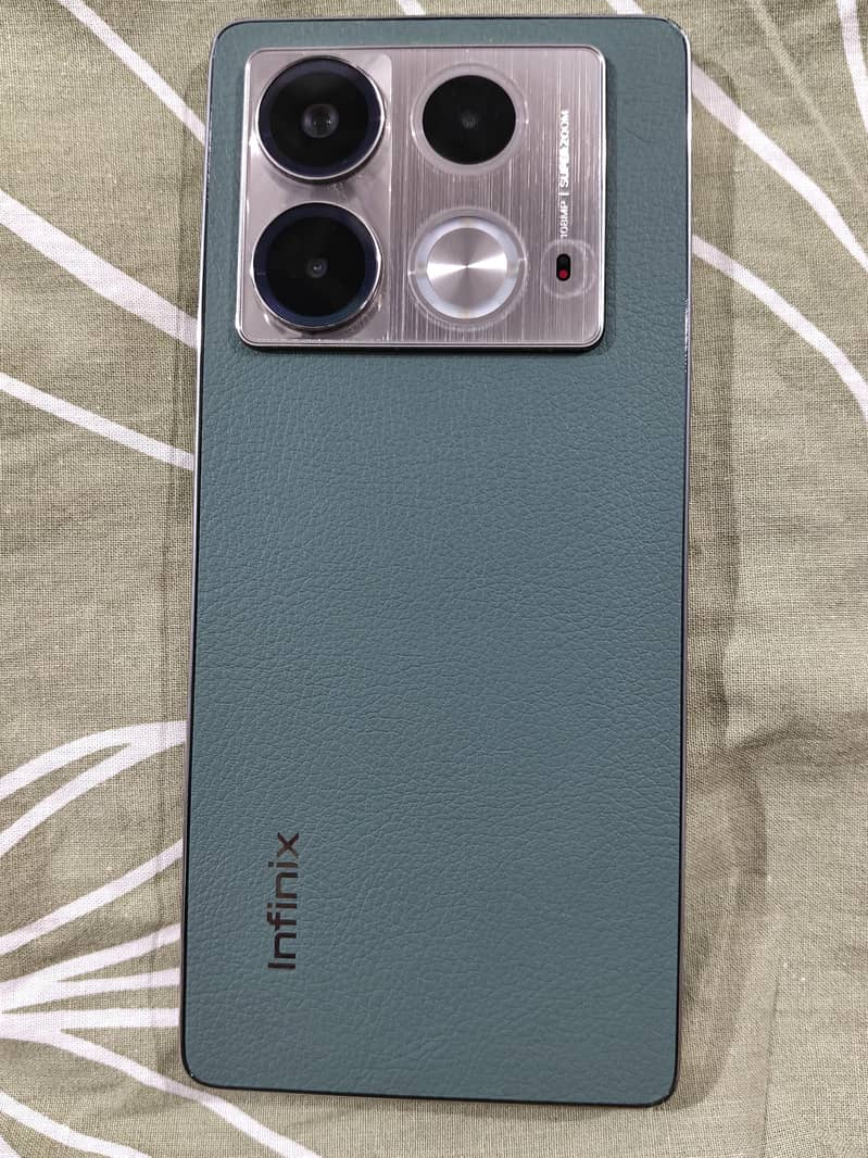 Infinix Note 40 0