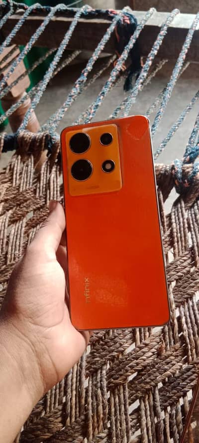 Infinix Note 30