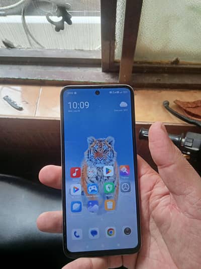 Realme 12