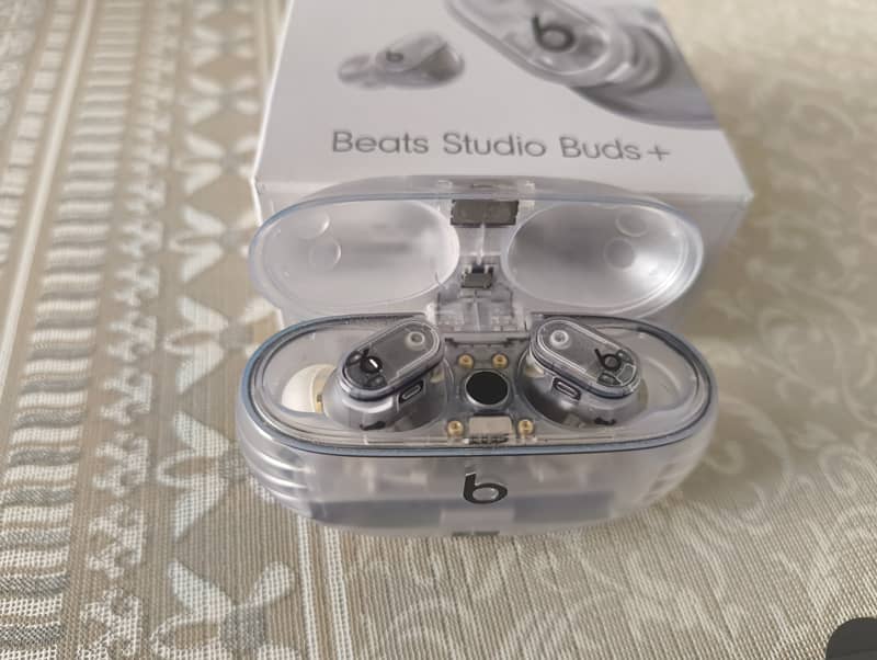Beats Studio Buds plus 2