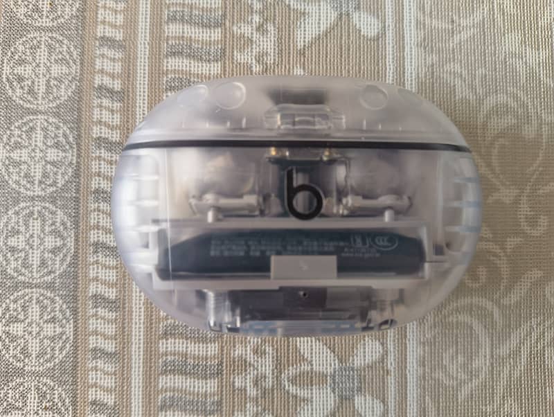 Beats Studio Buds plus 3