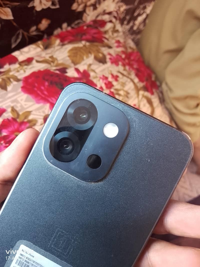 One Plus 13s 5