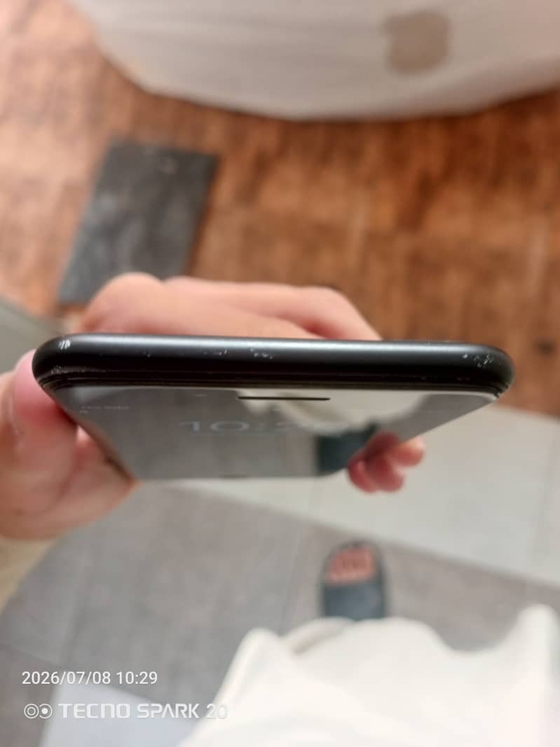 Apple iPhone 7 Plus 2