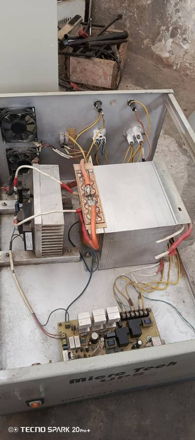 4000 watt 48v zbr10 condition Mai hy