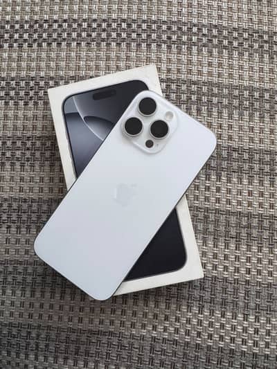 Apple iPhone 16 Pro Max