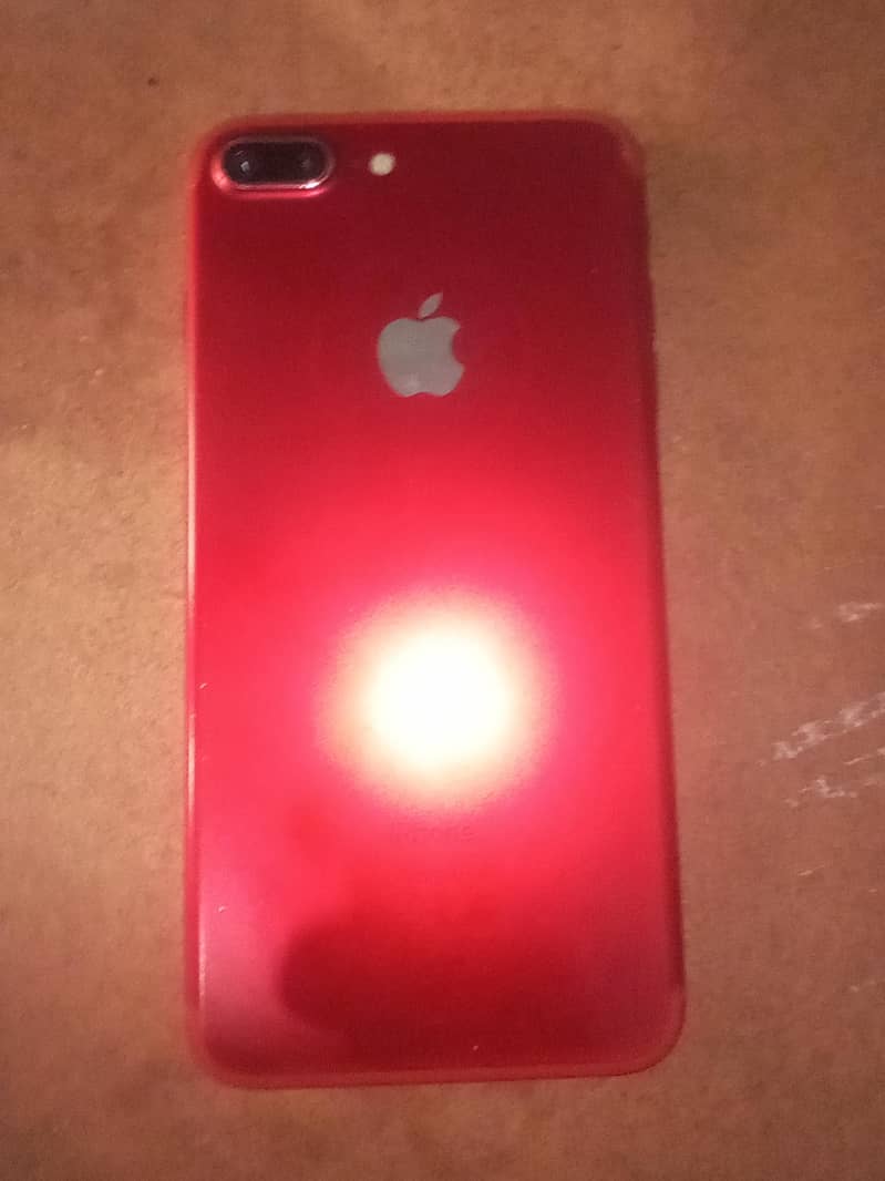 Apple iPhone 7 Plus 5