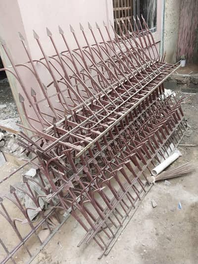 Heavy Iron Gate & Safety Grill Spikes for Sale – PKR 350/KG