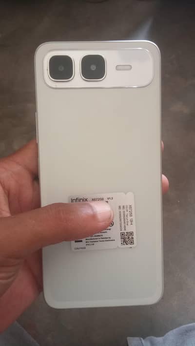 Infinix smart 10 plus 4+4gb 128gb with box charger 11month warrinty