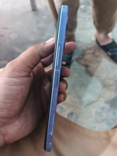 Vivo Y17s