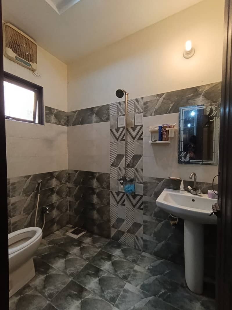 5 Marla Upper Portion For Rent 0
