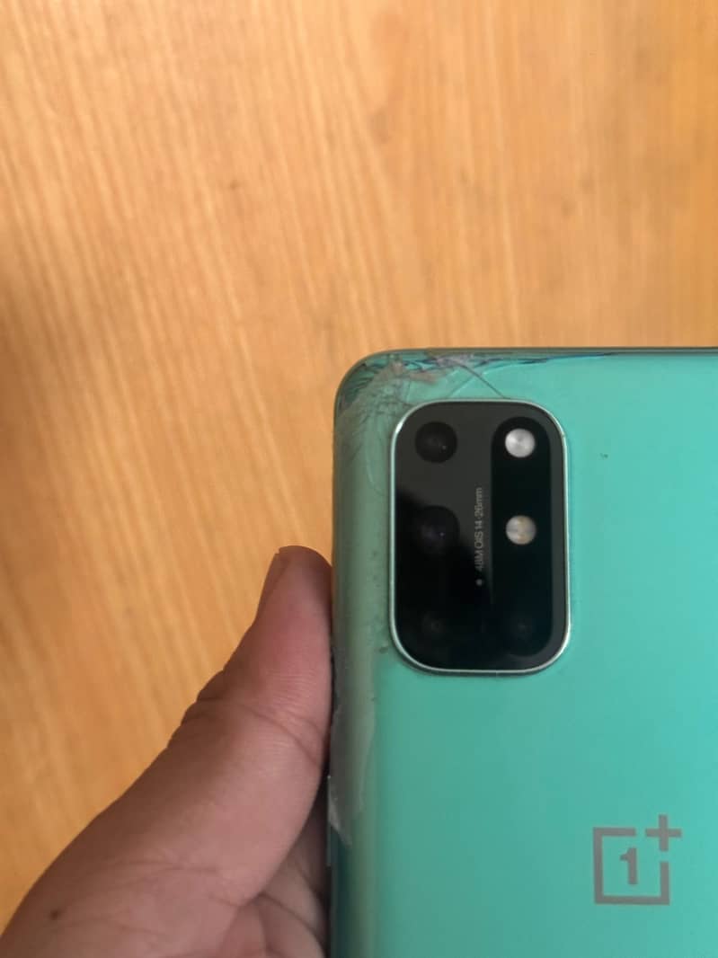 One Plus 8T 1