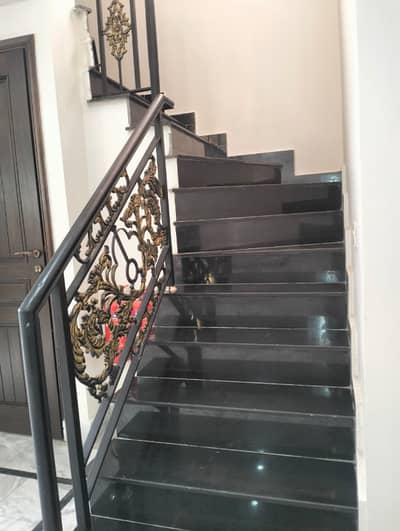 5 Marla Classical Design House for Sale in DHA Phase 9 Town, Block B | 3 Bed Luxury Home