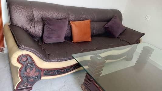 1 to 3 big size sofa set or table