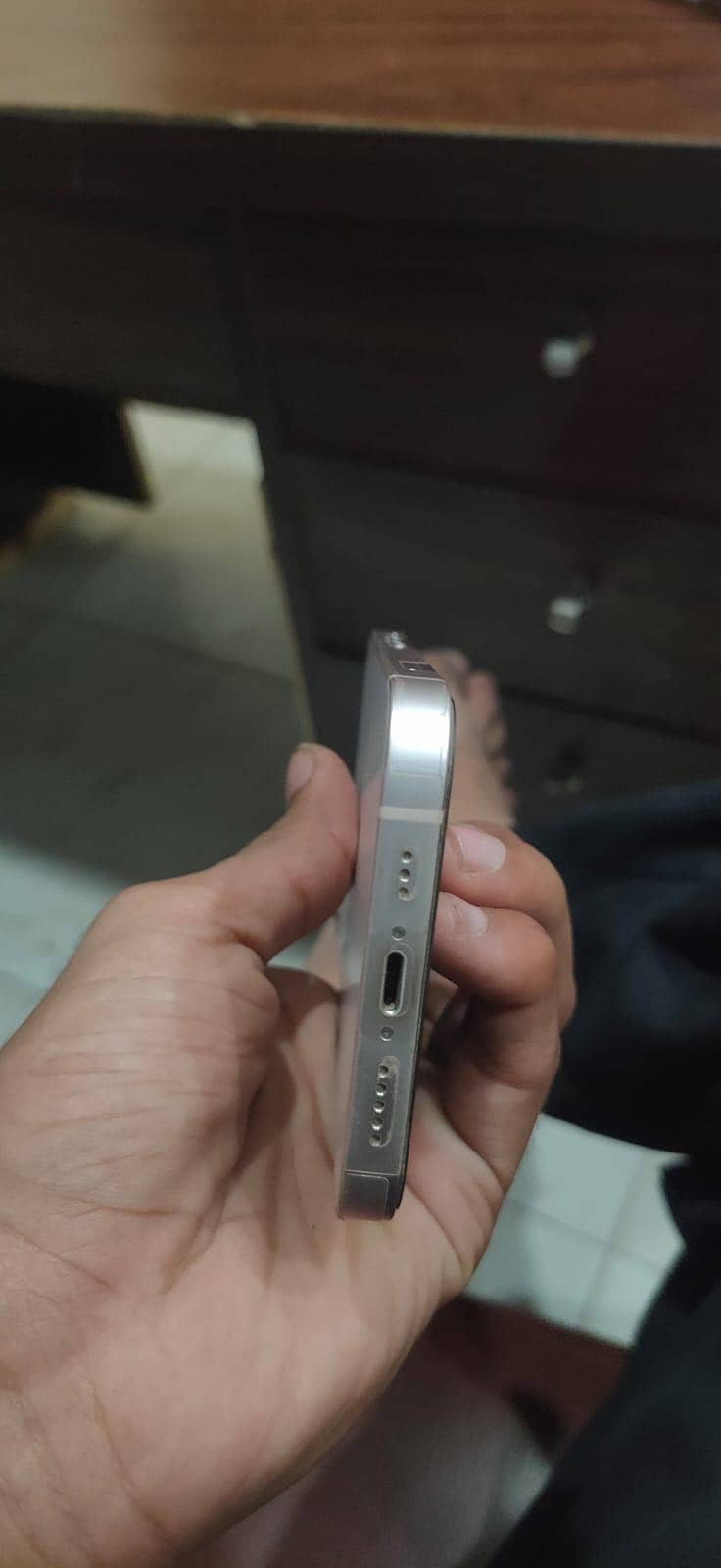 Apple iPhone 13 2