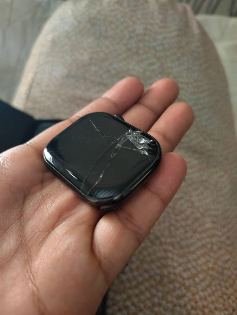 Smart Watch Screen Damage Only 2