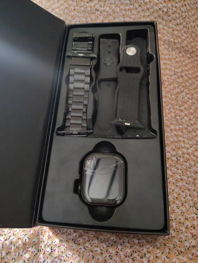 Smart Watch Screen Damage Only 3