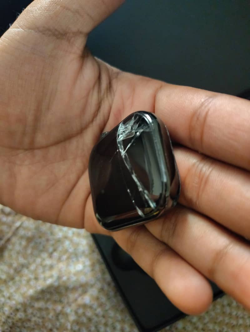 Smart Watch Screen Damage Only 7