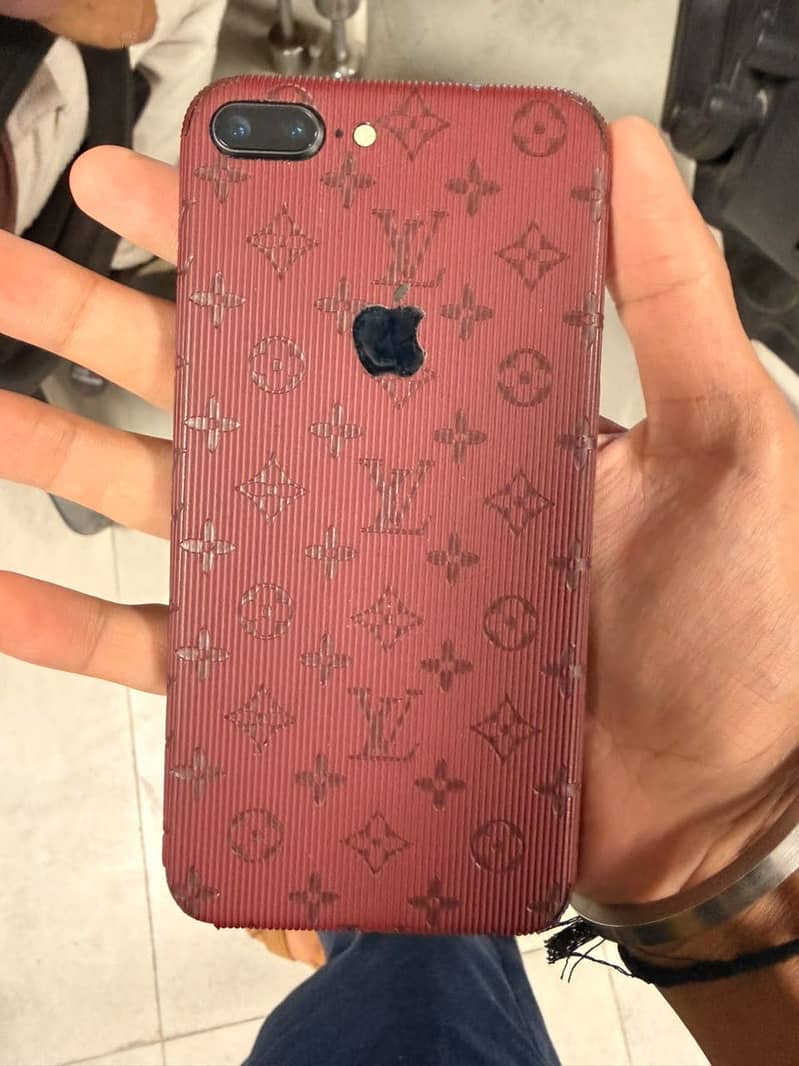 Apple iPhone 8 Plus 2
